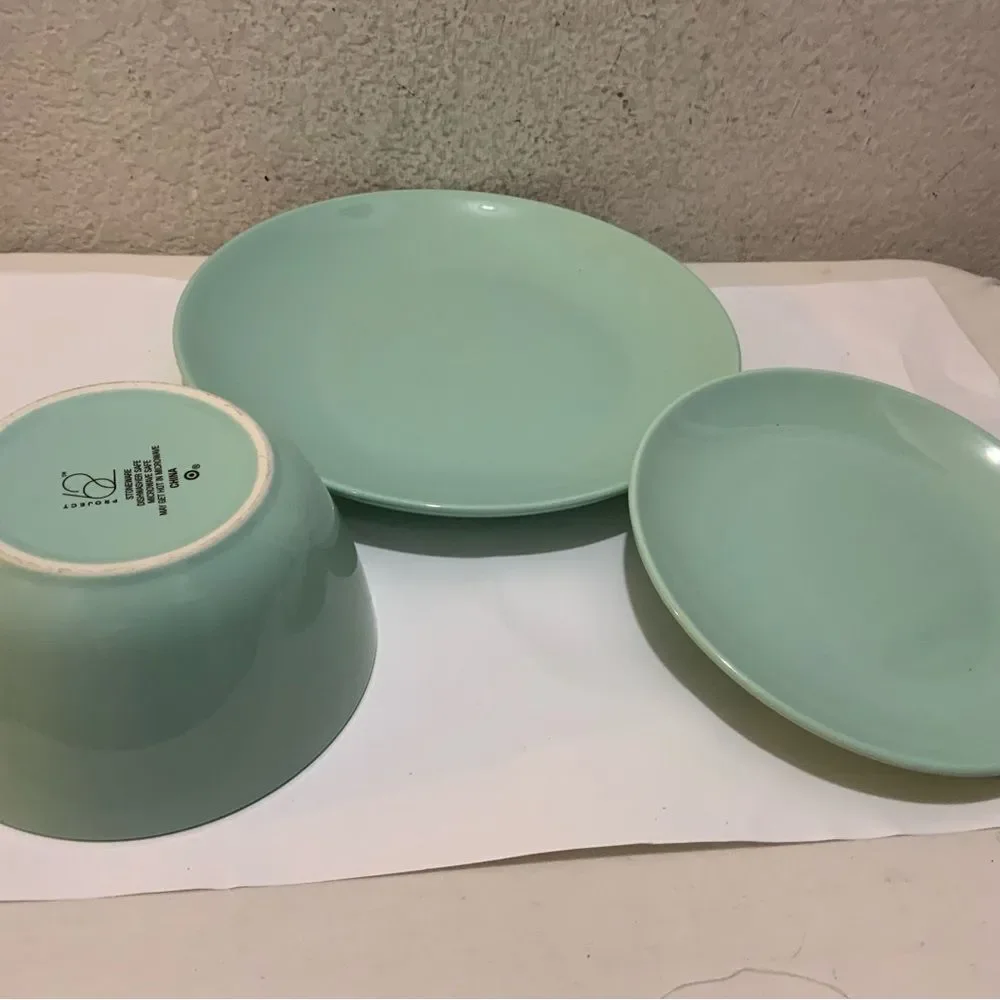 Project 62 Target AVESTA Light Green Stoneware Smooth Dinner Salad Plate bowl